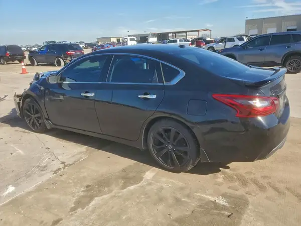1N4AL3AP0JC240373 2018 NISSAN ALTIMA - Image 2