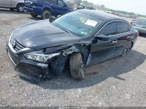 1N4AL3AP0JC240440 2018 NISSAN ALTIMA - Image 2