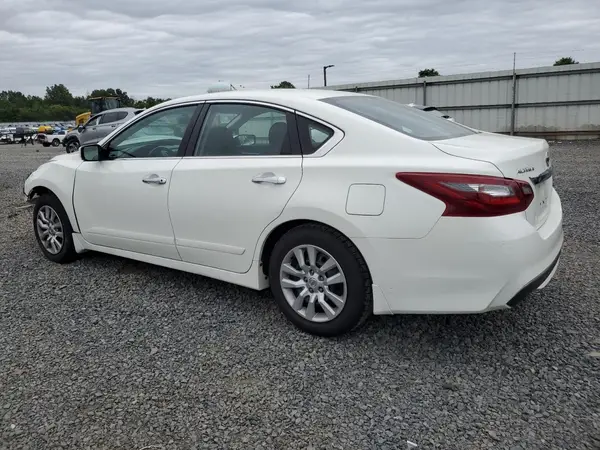 1N4AL3AP0JC243399 2018 NISSAN ALTIMA - Image 2