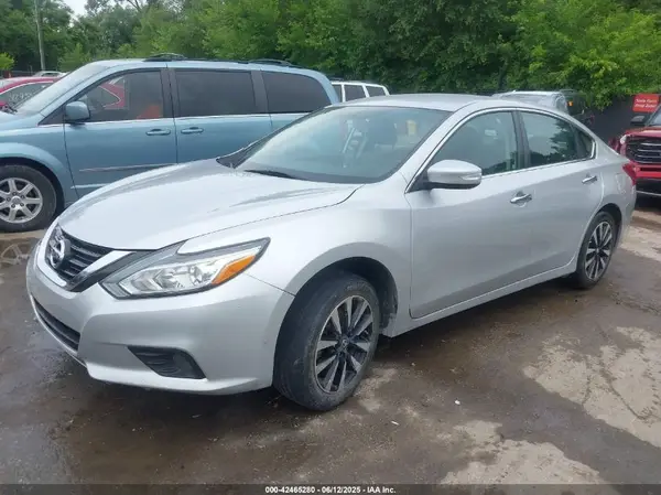 1N4AL3AP0JC245539 2018 NISSAN ALTIMA - Image 2