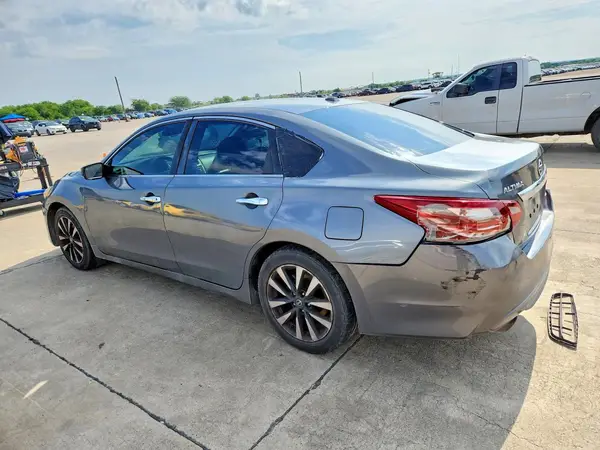 1N4AL3AP0JC246464 2018 NISSAN ALTIMA - Image 2