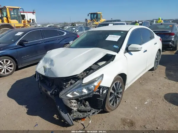 1N4AL3AP0JC247422 2018 NISSAN ALTIMA - Image 2