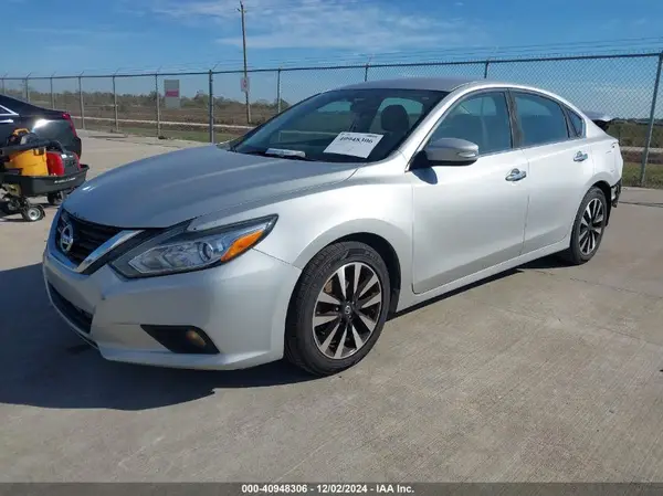 1N4AL3AP0JC249171 2018 NISSAN ALTIMA - Image 2
