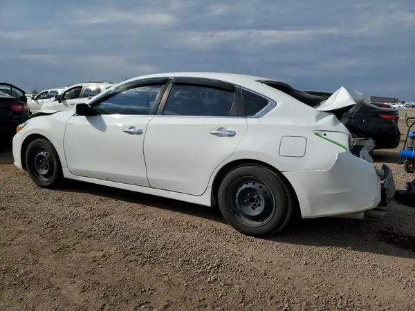 1N4AL3AP0JC249283 2018 NISSAN ALTIMA - Image 2