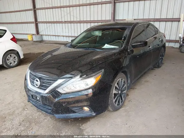 1N4AL3AP0JC249462 2018 NISSAN ALTIMA - Image 2
