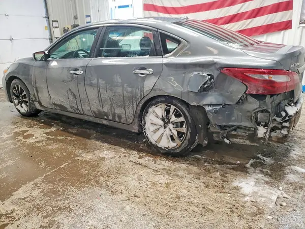 1N4AL3AP0JC249929 2018 NISSAN ALTIMA - Image 2