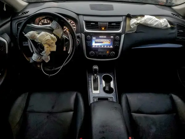 1N4AL3AP0JC252037 2018 NISSAN ALTIMA - Image 8