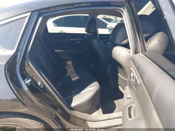 1N4AL3AP0JC252149 2018 NISSAN ALTIMA - Image 8