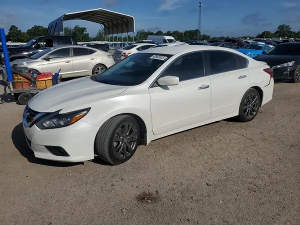 1N4AL3AP0JC252412 2018 NISSAN ALTIMA - Image 1