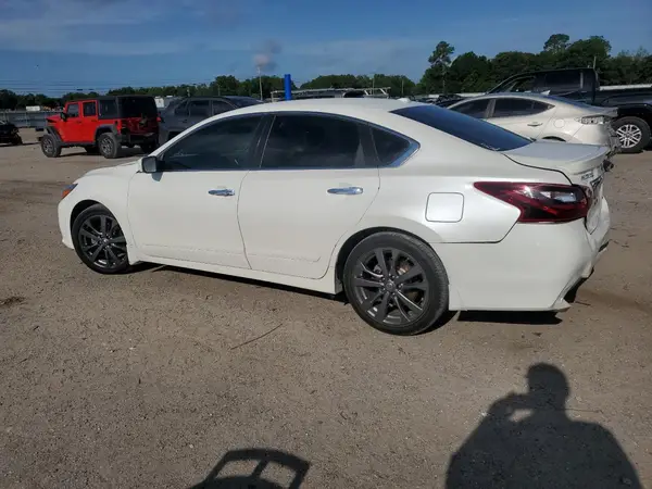 1N4AL3AP0JC252412 2018 NISSAN ALTIMA - Image 2