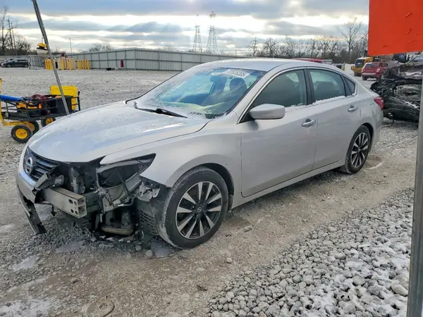 1N4AL3AP0JC252782 2018 NISSAN ALTIMA - Image 1