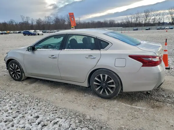1N4AL3AP0JC252782 2018 NISSAN ALTIMA - Image 2