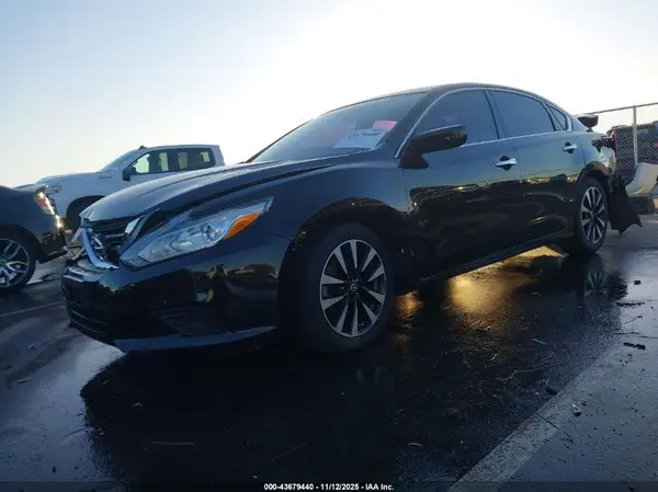 1N4AL3AP0JC254158 2018 NISSAN ALTIMA - Image 2