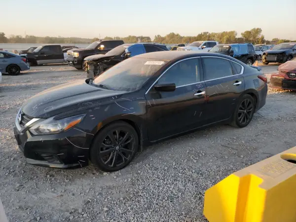 1N4AL3AP0JC255830 2018 NISSAN ALTIMA - Image 1