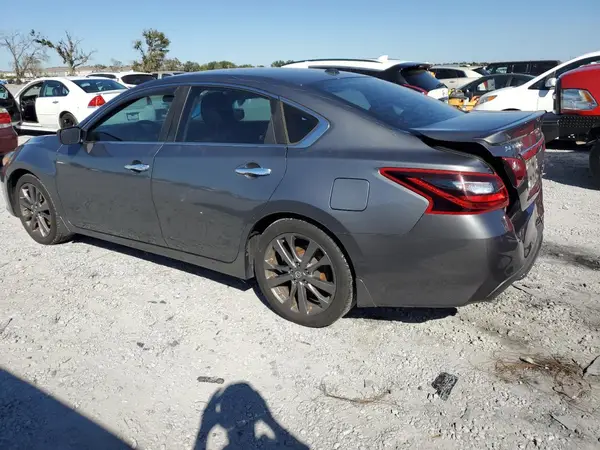 1N4AL3AP0JC259585 2018 NISSAN ALTIMA - Image 2