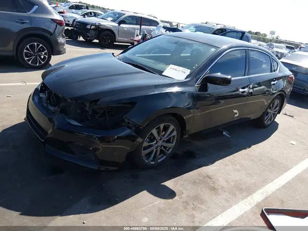 1N4AL3AP0JC260087 2018 NISSAN ALTIMA - Image 2