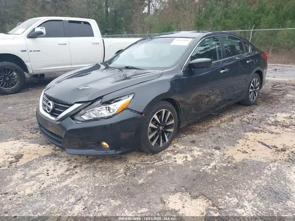 1N4AL3AP0JC261160 2018 NISSAN ALTIMA - Image 2