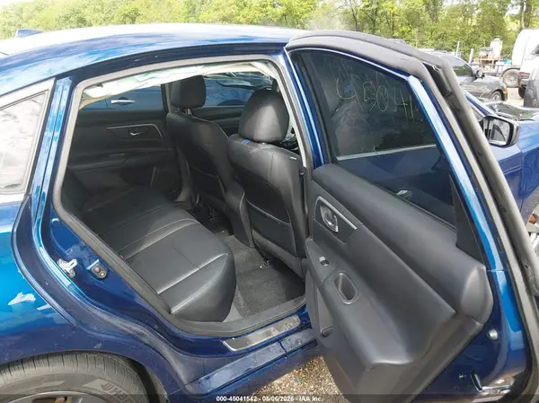 1N4AL3AP0JC263121 2018 NISSAN ALTIMA - Image 8
