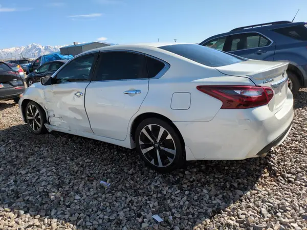 1N4AL3AP0JC266374 2018 NISSAN ALTIMA - Image 2