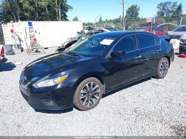 1N4AL3AP0JC267086 2018 NISSAN ALTIMA - Image 2