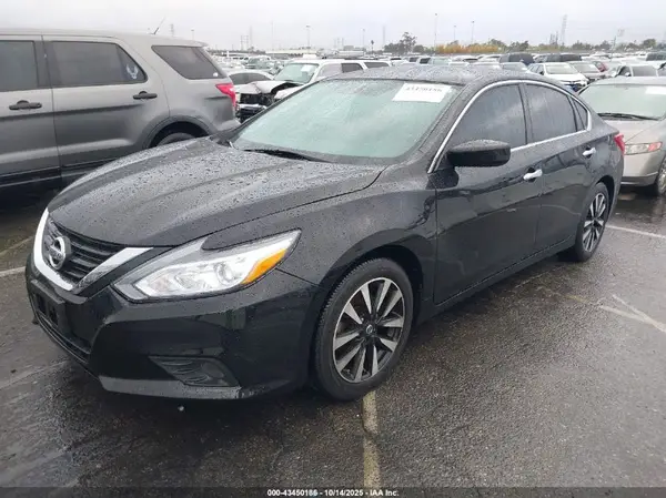 1N4AL3AP0JC267895 2018 NISSAN ALTIMA - Image 2
