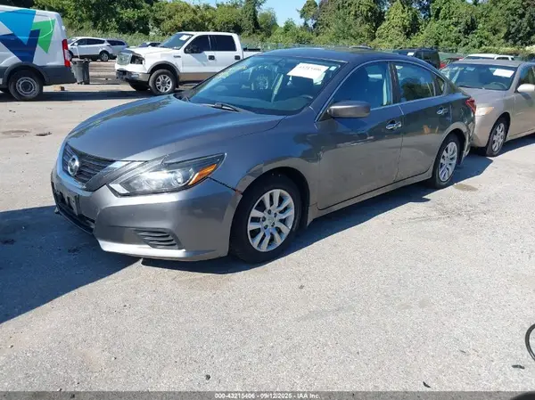 1N4AL3AP0JC270618 2018 NISSAN ALTIMA - Image 2