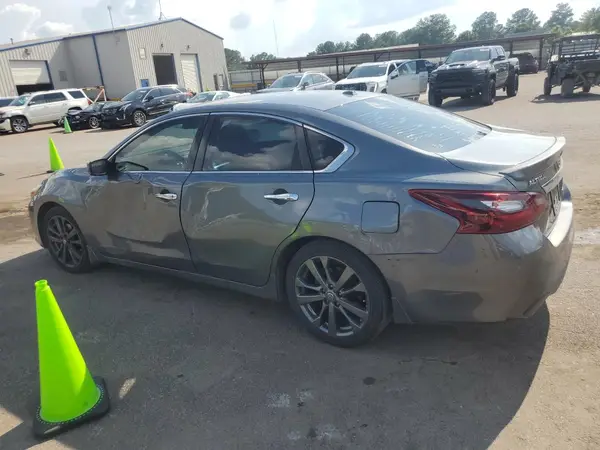 1N4AL3AP0JC270800 2018 NISSAN ALTIMA - Image 2