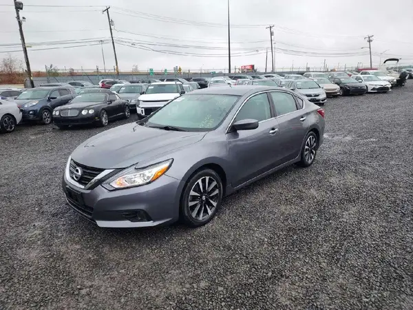 1N4AL3AP0JC270943 2018 NISSAN ALTIMA - Image 1