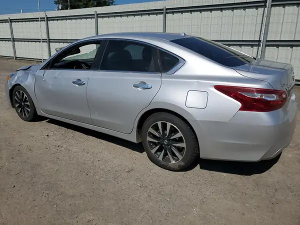 1N4AL3AP0JC271459 2018 NISSAN ALTIMA - Image 2