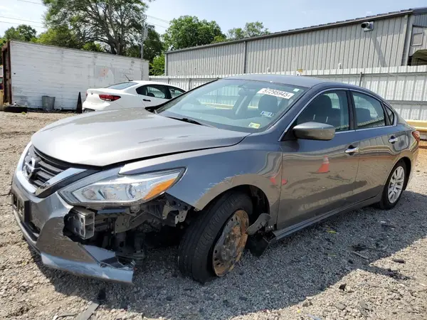 1N4AL3AP0JC272272 2018 NISSAN ALTIMA - Image 1
