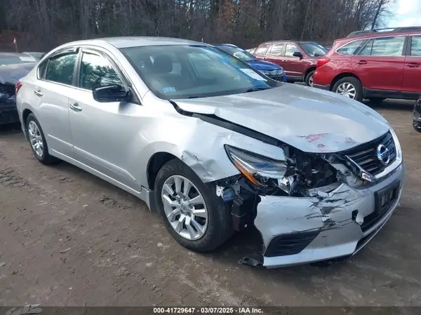 1N4AL3AP0JC274975 2018 NISSAN ALTIMA - Image 1
