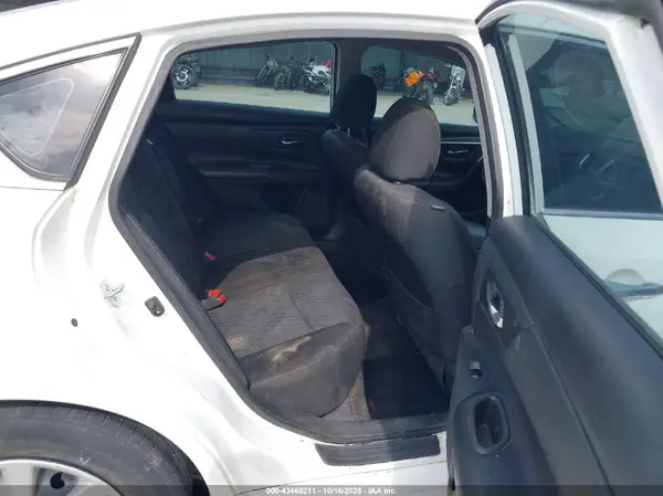 1N4AL3AP0JC275043 2018 NISSAN ALTIMA - Image 8