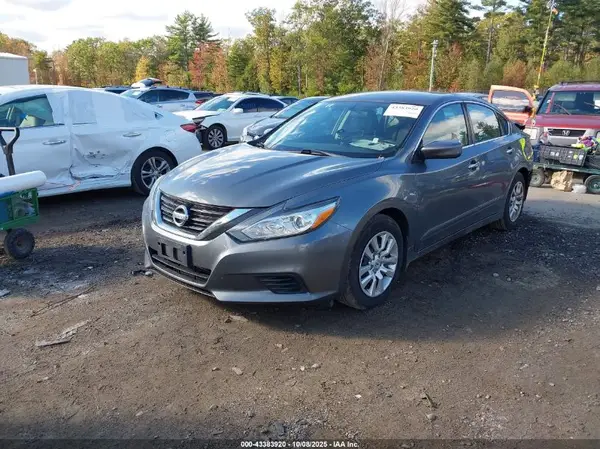 1N4AL3AP0JC279772 2018 NISSAN ALTIMA - Image 2