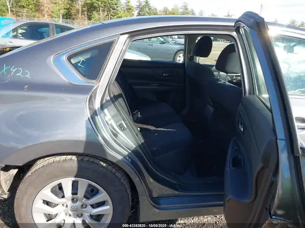 1N4AL3AP0JC279772 2018 NISSAN ALTIMA - Image 8