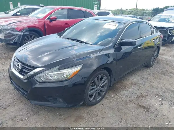 1N4AL3AP0JC281750 2018 NISSAN ALTIMA - Image 2