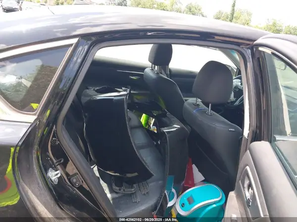 1N4AL3AP0JC282512 2018 NISSAN ALTIMA - Image 8