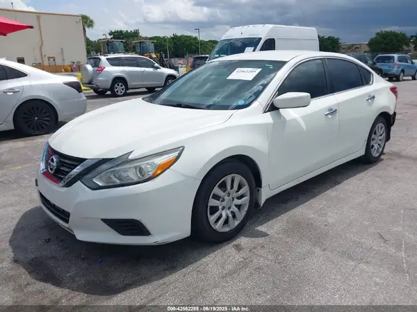 1N4AL3AP0JC283112 2018 NISSAN ALTIMA - Image 2