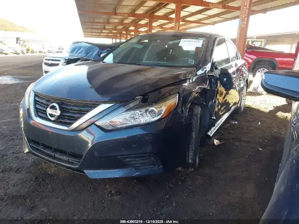 1N4AL3AP0JC283871 2018 NISSAN ALTIMA - Image 2