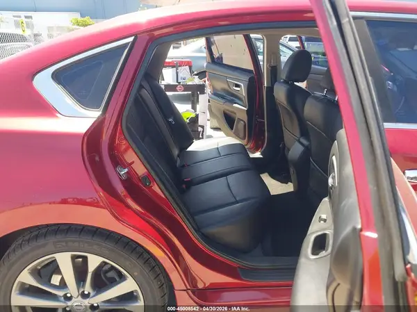 1N4AL3AP0JC284230 2018 NISSAN ALTIMA - Image 8