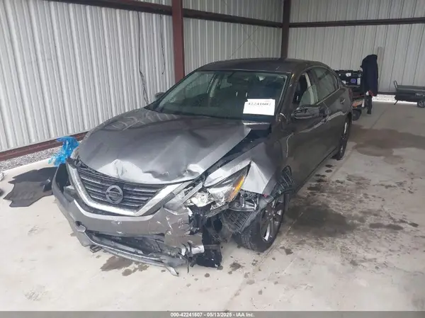 1N4AL3AP0JC284373 2018 NISSAN ALTIMA - Image 2