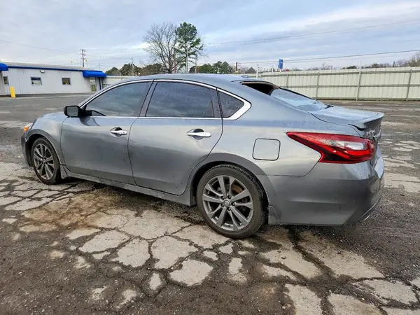 1N4AL3AP0JC285622 2018 NISSAN ALTIMA - Image 2