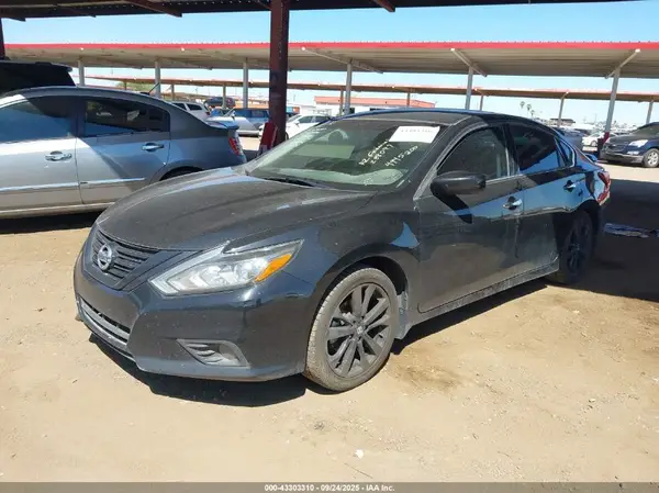 1N4AL3AP0JC288097 2018 NISSAN ALTIMA - Image 2