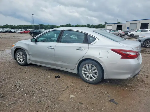 1N4AL3AP0JC289900 2018 NISSAN ALTIMA - Image 2