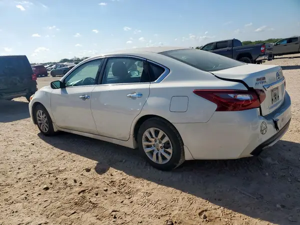 1N4AL3AP0JC294403 2018 NISSAN ALTIMA - Image 2