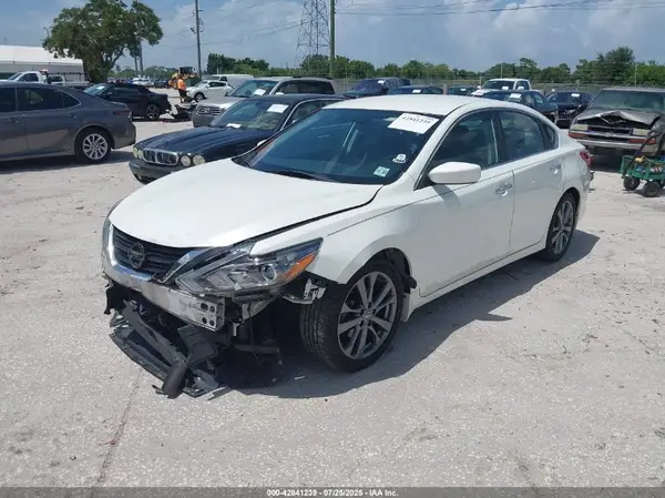 1N4AL3AP0JC294451 2018 NISSAN ALTIMA - Image 2