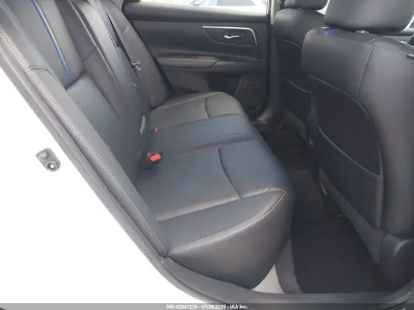 1N4AL3AP0JC294451 2018 NISSAN ALTIMA - Image 8