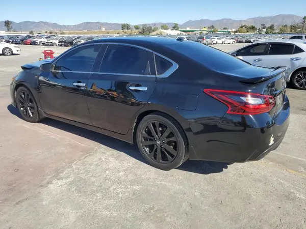 1N4AL3AP0JC299519 2018 NISSAN ALTIMA - Image 2