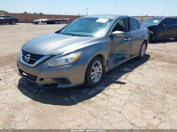 1N4AL3AP0JC473122 2018 NISSAN ALTIMA - Image 2