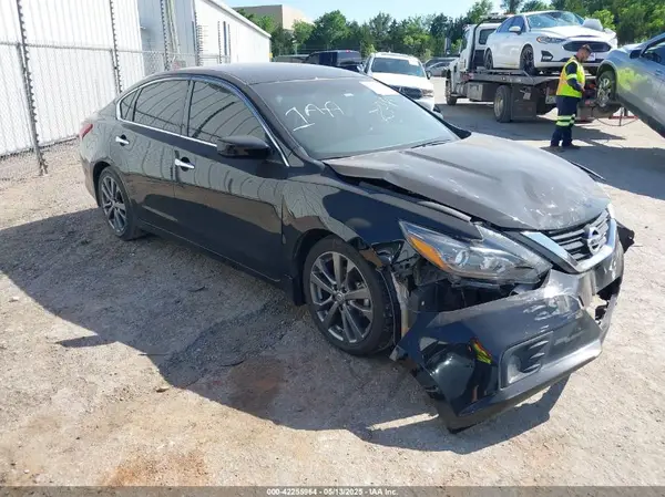 1N4AL3AP0JC473850 2018 NISSAN ALTIMA - Image 1