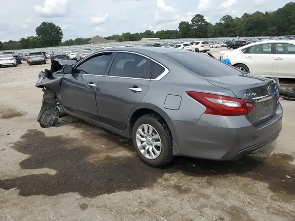 1N4AL3AP0JC476571 2018 NISSAN ALTIMA - Image 2